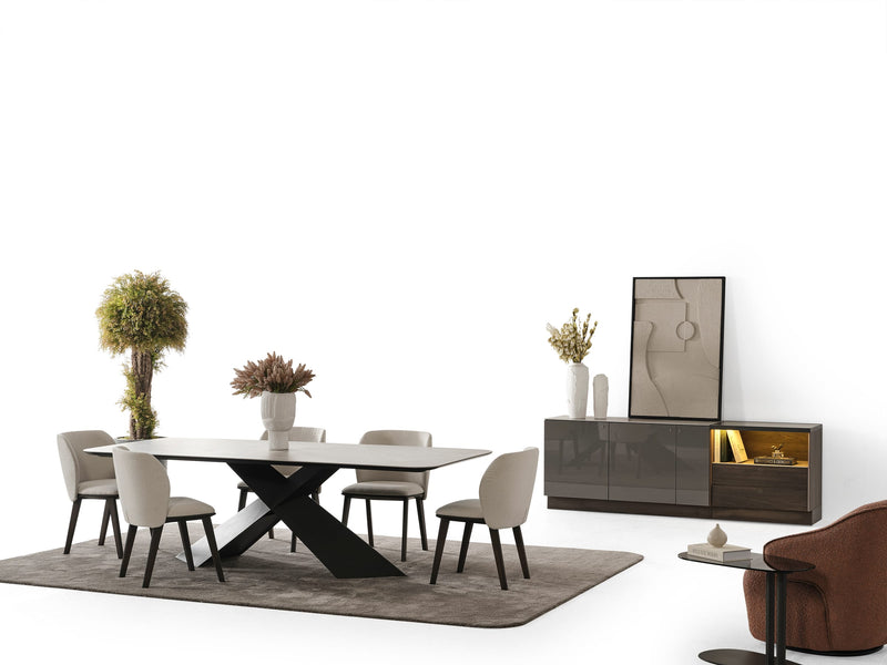 Royal Dining Set